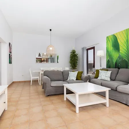 Home2book Aloha Beach Private Heated Pool Vila